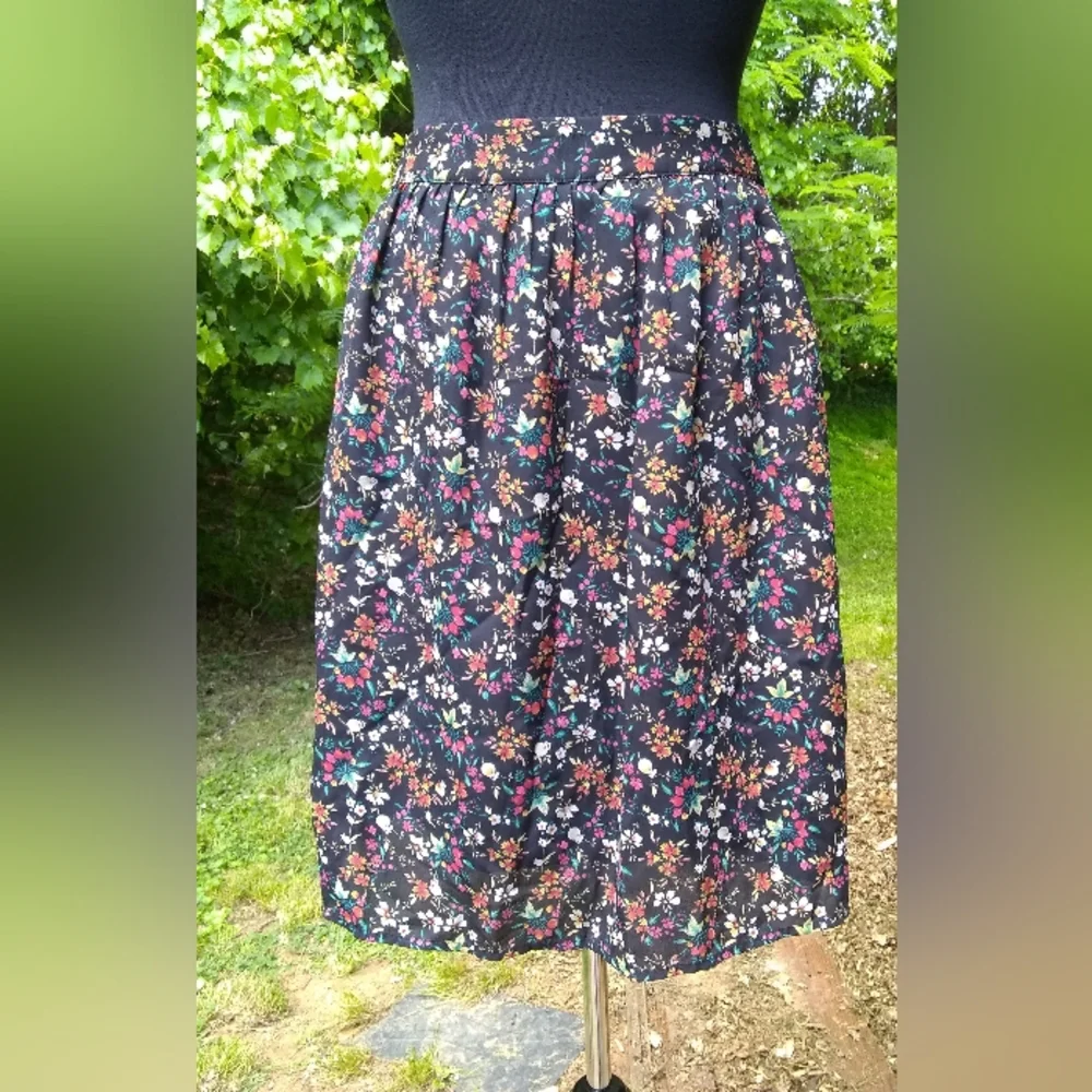 JCrew Skirt - Picture 2 of 3